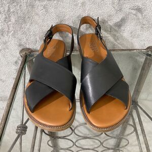 Franco Sarto Kayleigh Sandals women's 7.5M Black Leather Buckle Flat Shoes